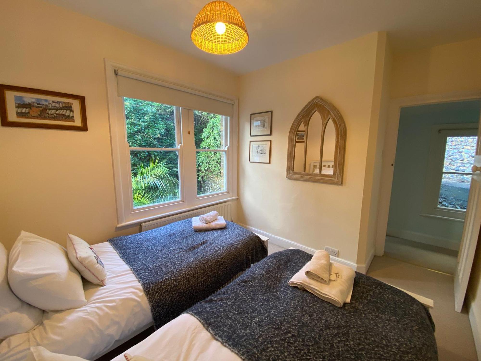 ברודסטיירס Seaview Cottage מראה חיצוני תמונה